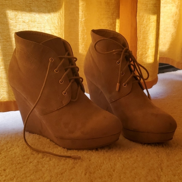 Forever 21 Shoes - FREE - Suade, Tan/Nude Heels